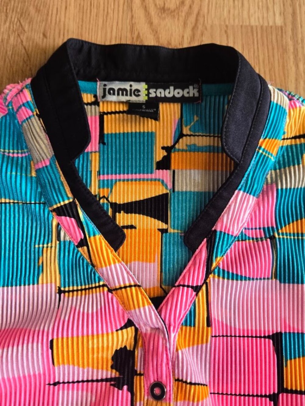 Jamie Sadock Sleeveless Golf Top Small Colorful Geometric Pleated Stretch Shirt